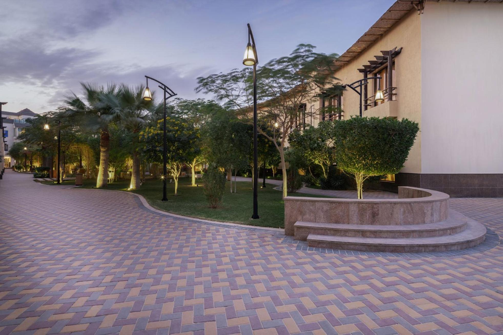 Braira Al Azizya Hotel&Resort Al Khobar Exterior foto