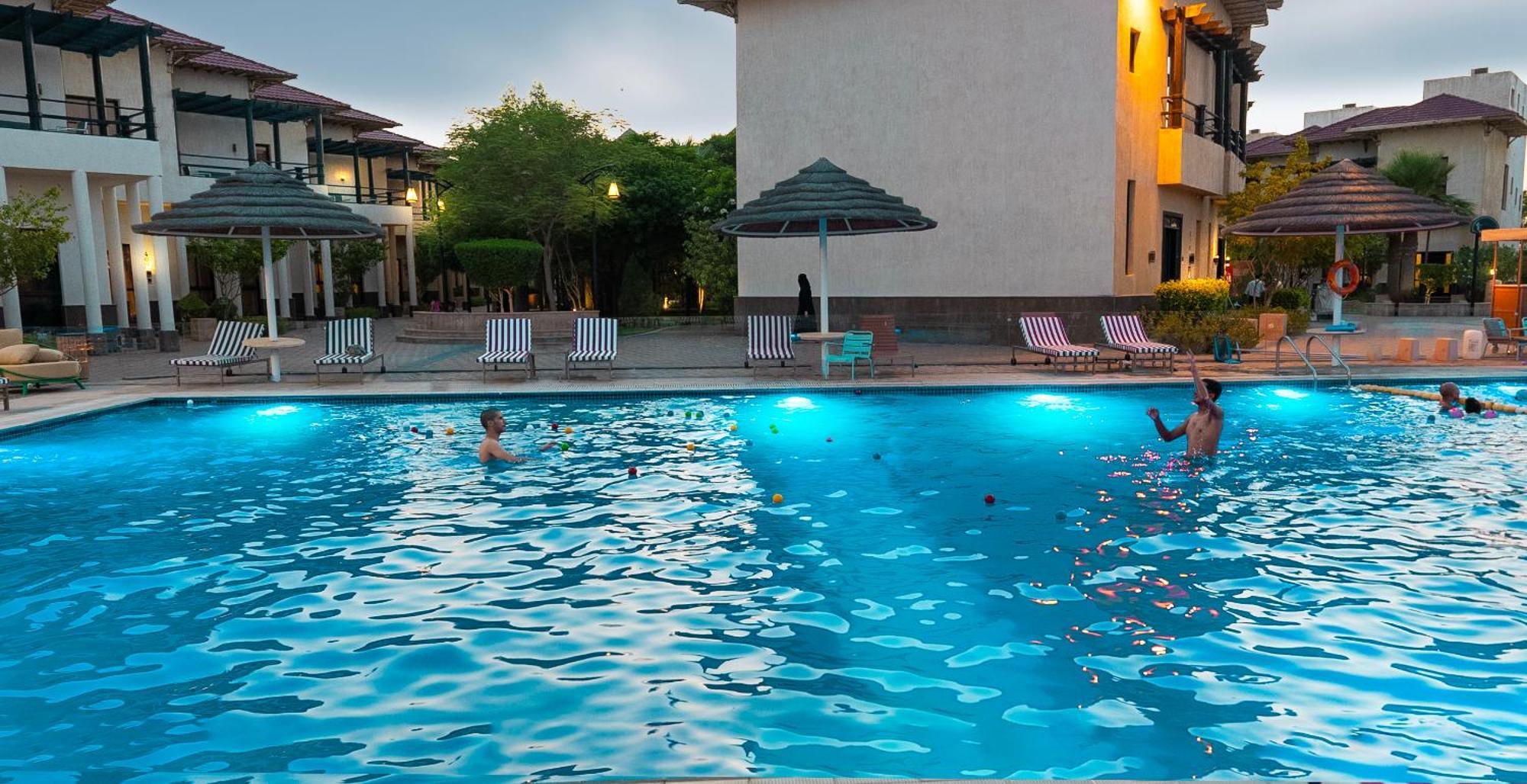 Braira Al Azizya Hotel&Resort Al Khobar Exterior foto